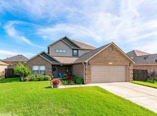 1315 E Cadron Gap Rd, Conway, AR 72032