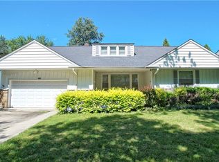 2666 Edgewood Rd, Beachwood, OH 44122
