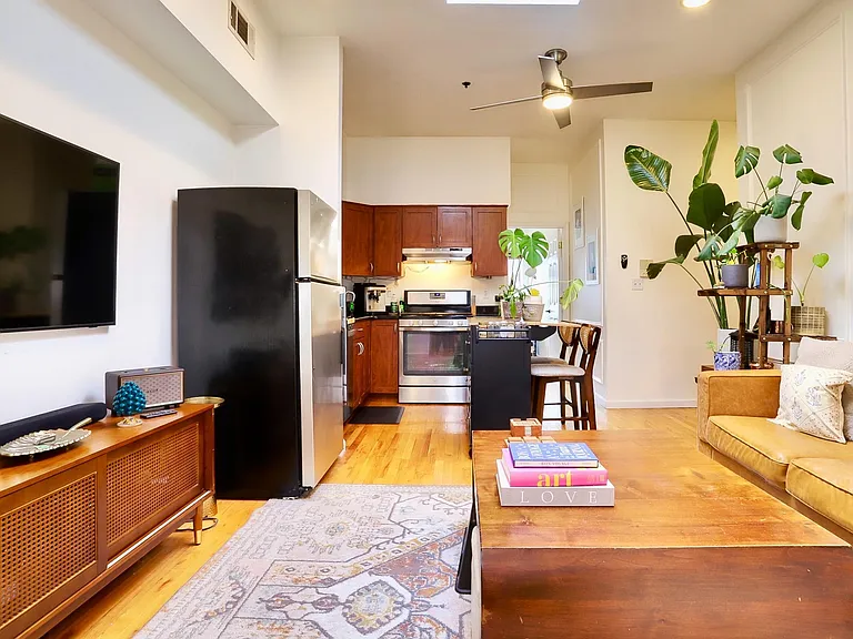 519 Monroe St #3B — Photo 9