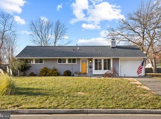 6406 Hayfield Pl, Alexandria, VA 22310
