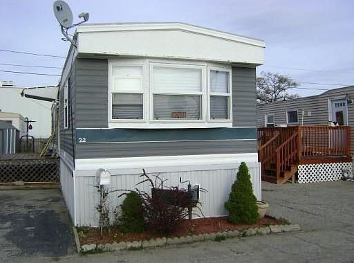 1st image of 22 West Dr