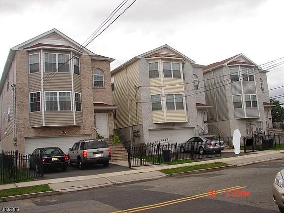 2nd image of 120 Dickerson St #1
