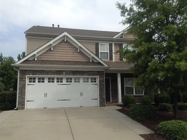 10004 Barrands Ln, Charlotte, NC 28278