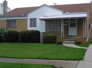 22404 Lanse St #L, Saint Clair Shores, MI 48081