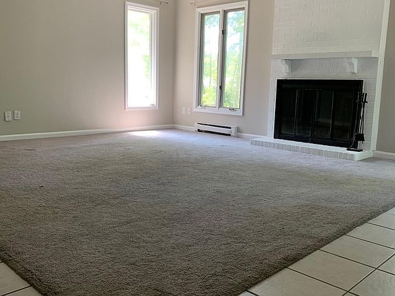 3rd image of 4804 Yorkwood Dr
