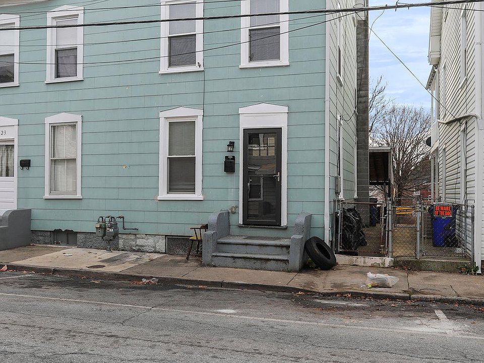 1st image of 121 Randolph Ave