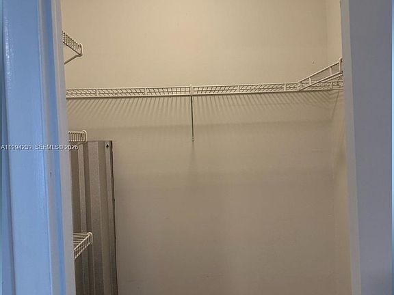 5th image of 1824 Monroe St APT 14