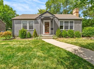 4300 W 62nd Ter, Fairway, KS 66205