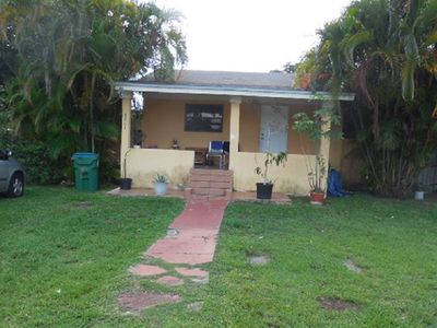 4261 SW 96th Ave, Miami, FL, 33165