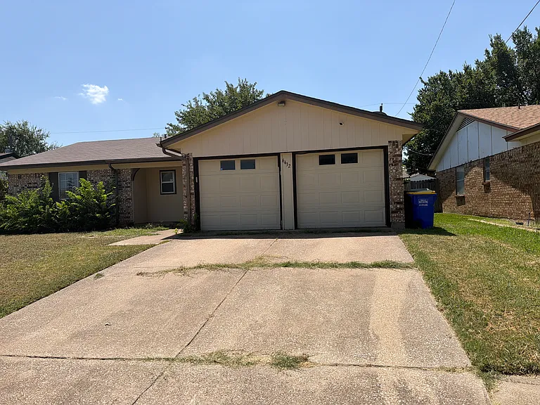6432 Grasshopper Dr — Photo 1