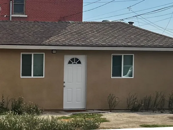 North 3rd Street - 303, 303 N 3rd St, Porterville, CA 93257