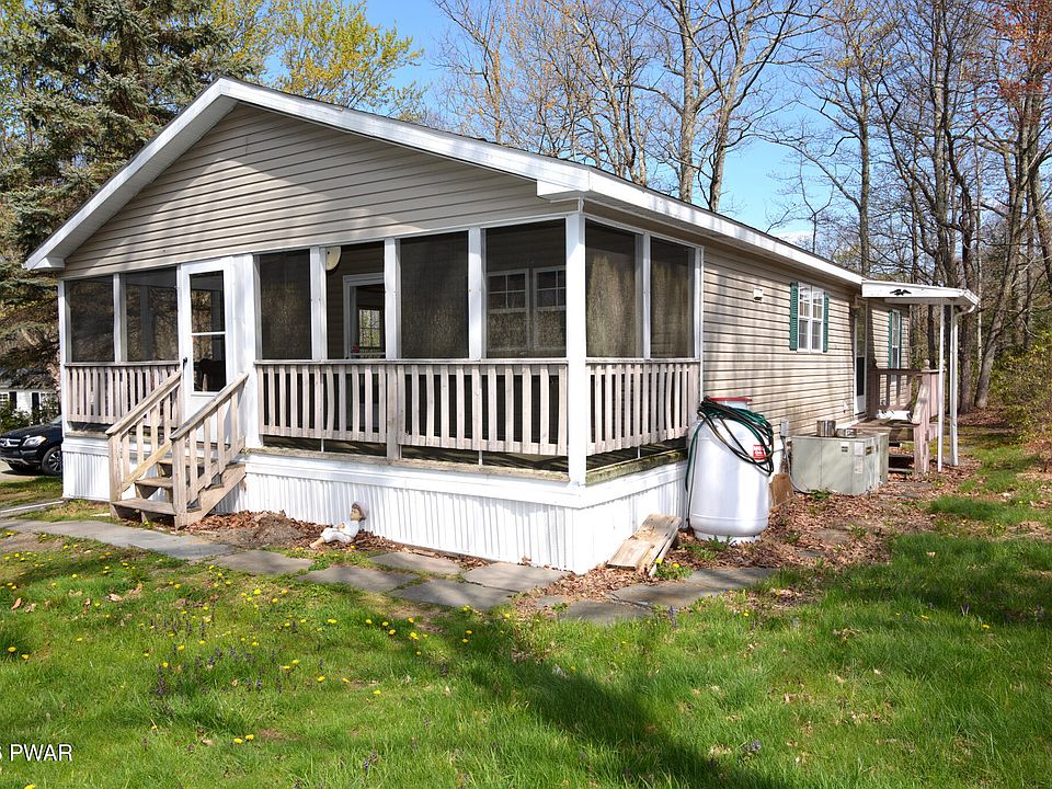 1st image of 104 Yellow Pine Ct