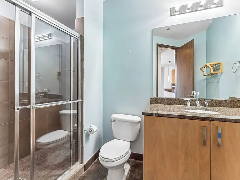 1510 Demonbreun St #702 — Photo 11