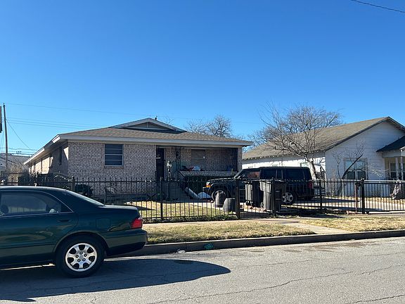 3rd image of 2213 Roosevelt Ave