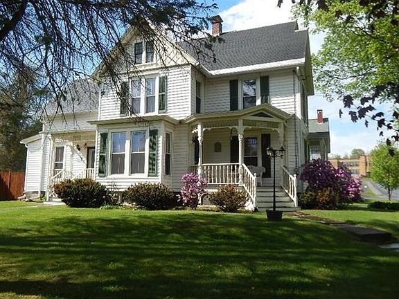 2nd image of 115 School St