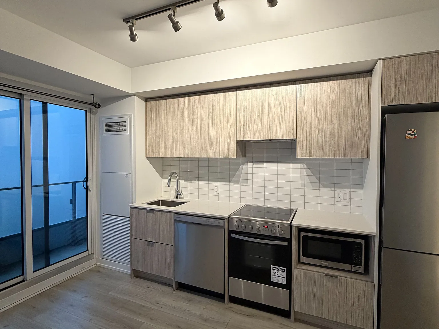 1 bed, $1,900 — Photo 2