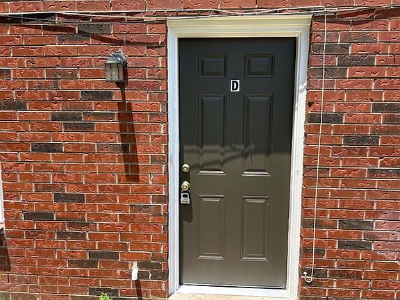 4th image of 8061 Martha Ann Ln