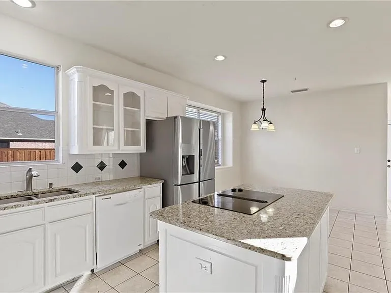 1313 Bradbury Dr — Photo 13