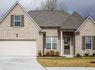 8752 Kennesaw Dr, Millington, TN 38053