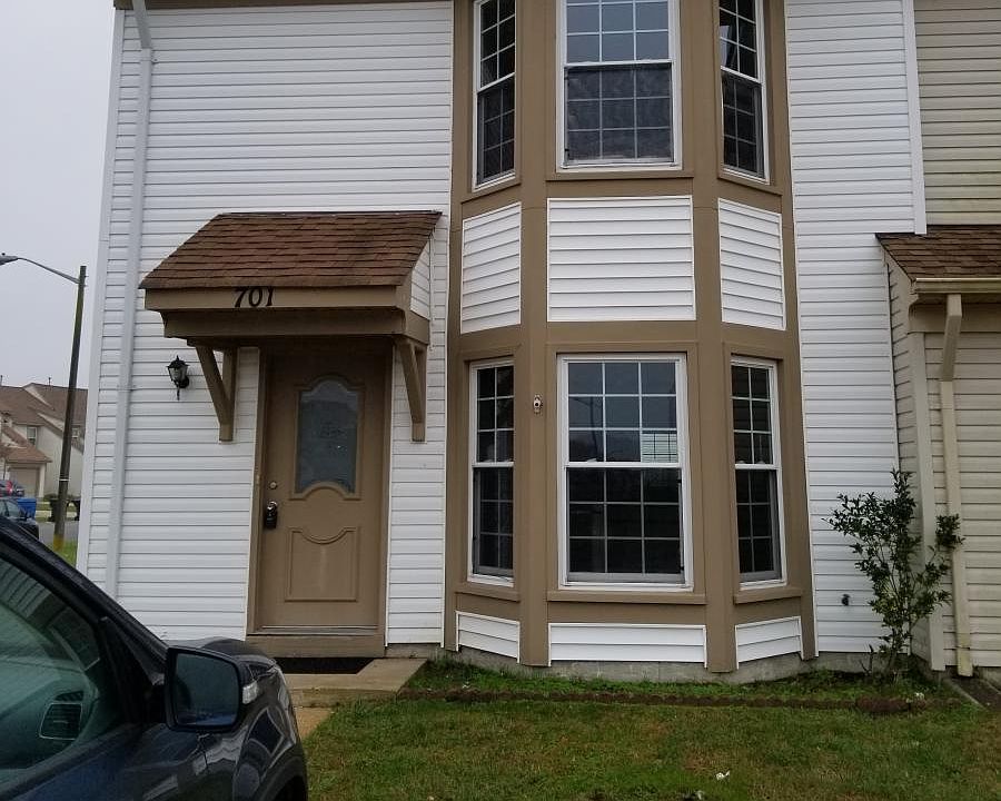 1st image of 701 Goodard Dr
