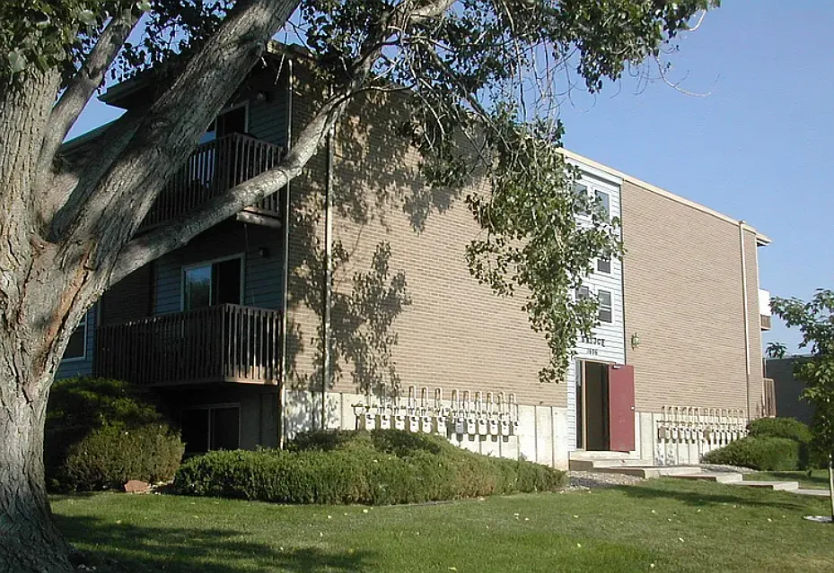 Cottonwood Dr