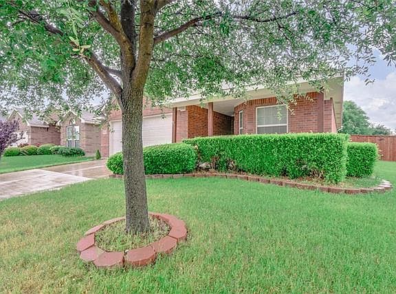 3rd image of 1228 Boxwood Dr