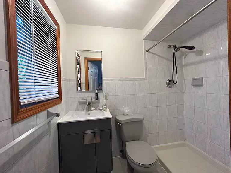 1611 Gerome Ave #A — Photo 14