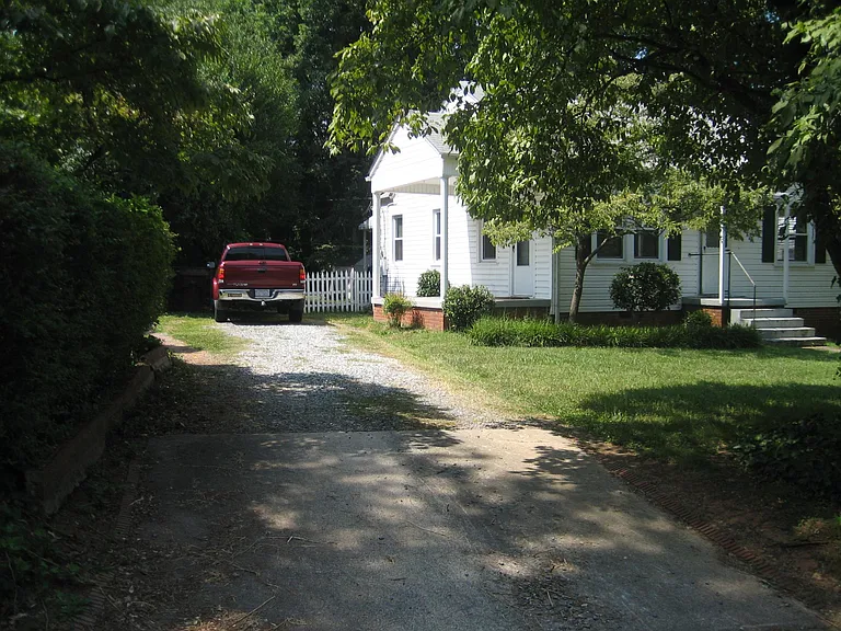 3101 Peebles Dr — Photo 8