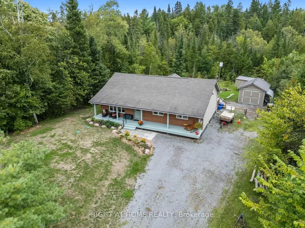 89 River Rd, Kawartha Lakes, ON K0M 1N0