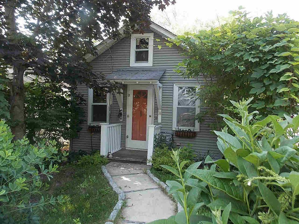 1st image of 36 Cottage Ln