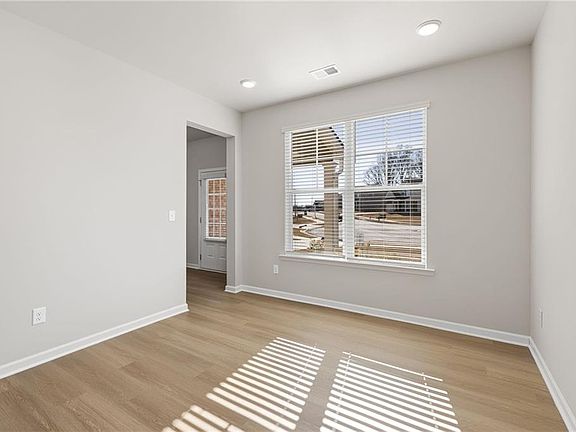 3rd image of 6060 Spring Way