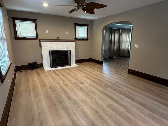2nd image of 541 W Jersey Ave
