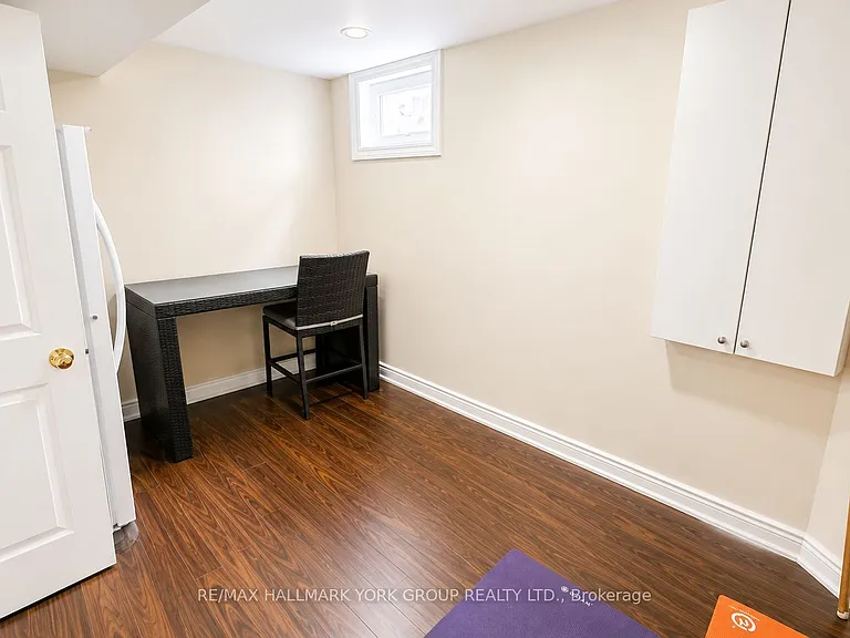 723 Firth Ct #BASEMENT — Photo 8