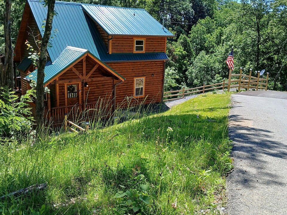 1st image of 2218 Ridgeland Cir #4