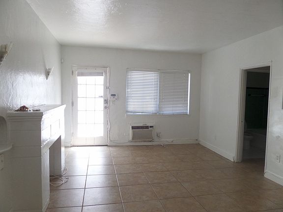 3rd image of 720 Meridian Ave APT 2