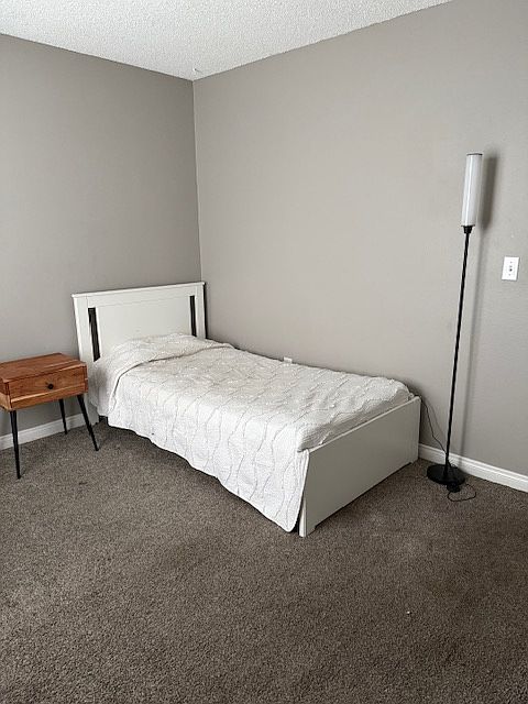 Bedroom1-downstairs