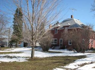 1197 N Lake Dr W, Braham, MN 55006