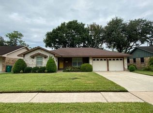 2602 Blueberry Ln, Pasadena, TX 77502