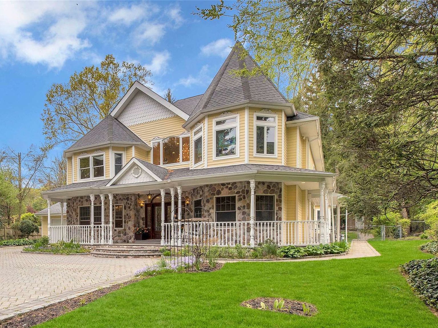 373 Frost Pond Road, Glen Head, NY 11545 Zillow