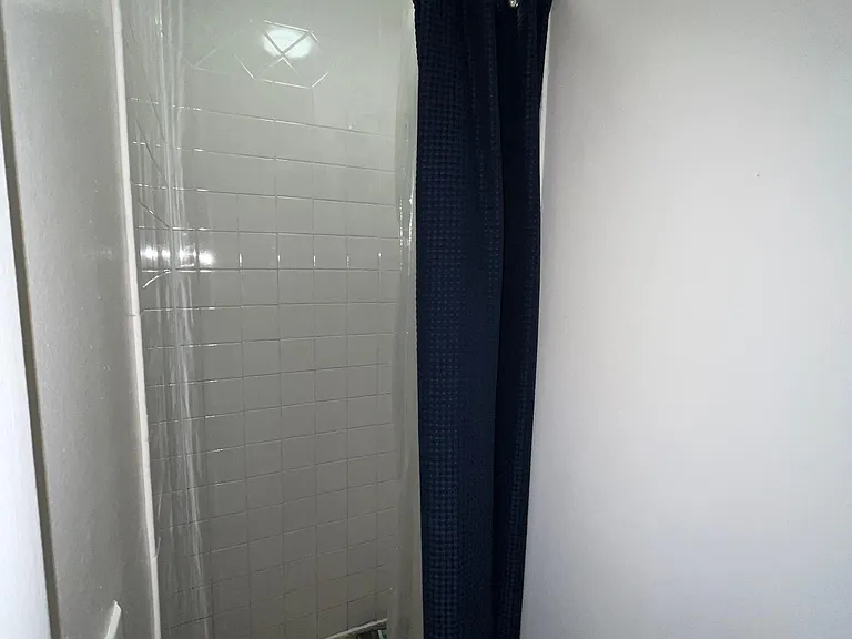 523 E 12th St #12 — Photo 12