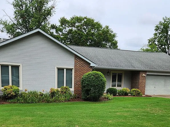 10310 Essex Dr SW, Huntsville, AL 35803