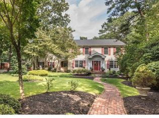 5 Sandwood Dr, Marlton, NJ 08053