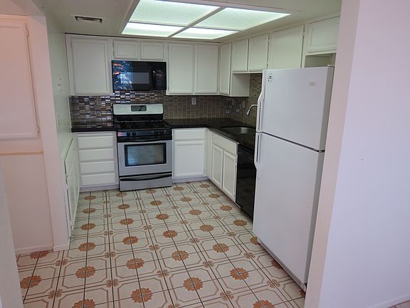 Granite kitchen