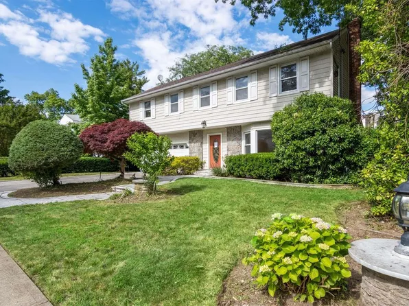 534 Ellison Avenue, Westbury, NY 11590