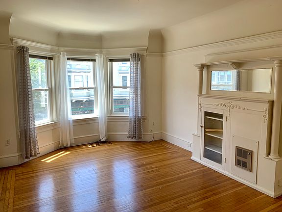 2nd image of 620 Cole St