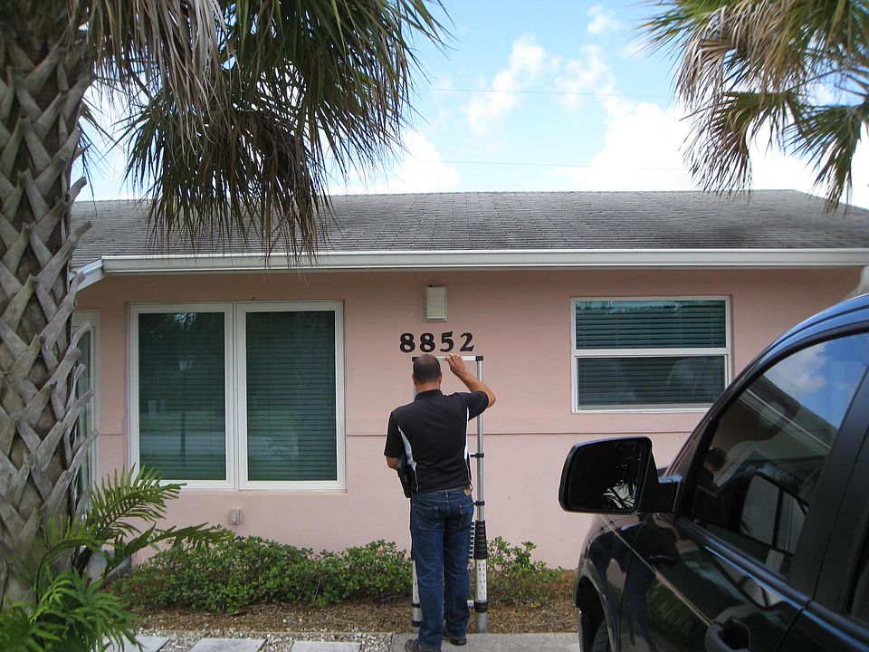 2nd image of 8852 SE Parkway Dr
