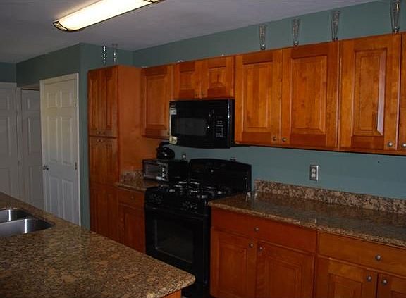 2nd image of 513 Johns Hopkins Dr