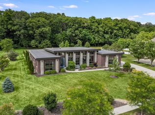 6145 Whitetail Ridge Dr, Yorkville, IL