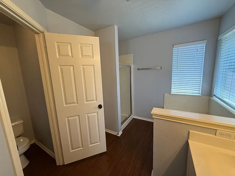 14704 Noya Dr — Photo 13