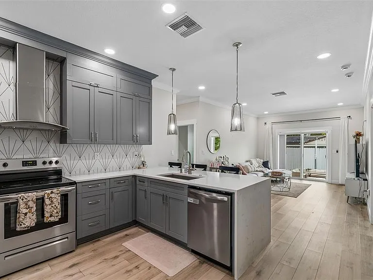 1901 W Cluster Ave — Photo 15